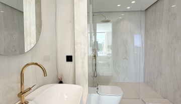 Resa Estates Can Furnet Ibiza te koop sale modern villa sea dalt villa views bathroom 2.jpeg